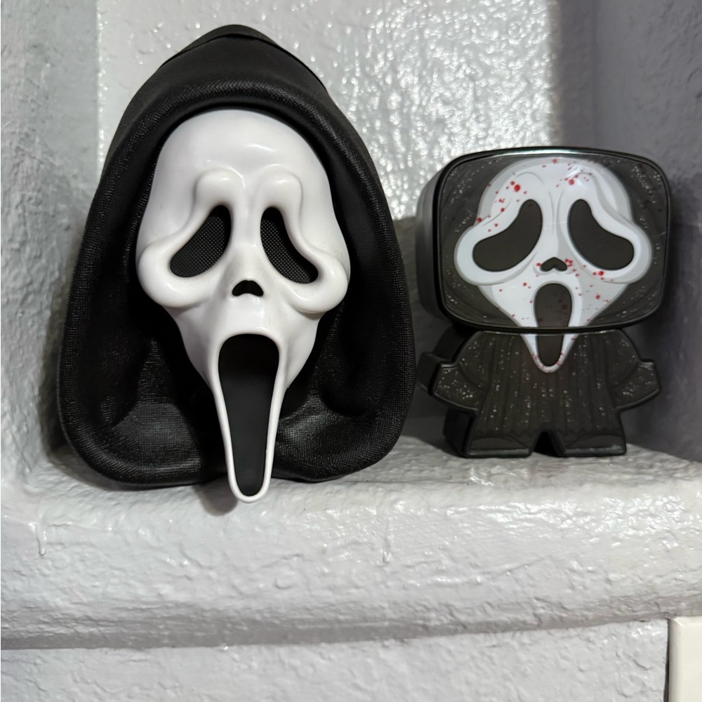 Cinemark Scream Popcorn Bucket and Cup